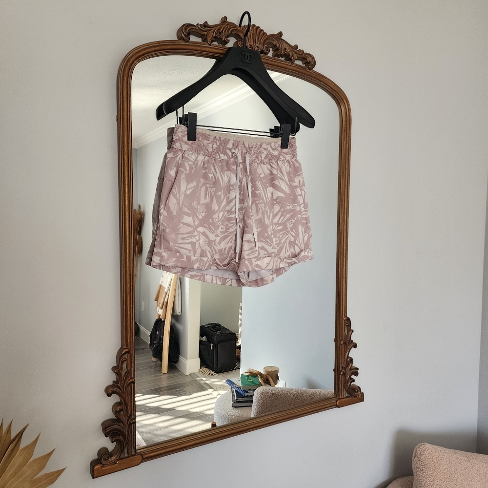 Lululemon Spring Break Away Short 4 way Stretch 3"